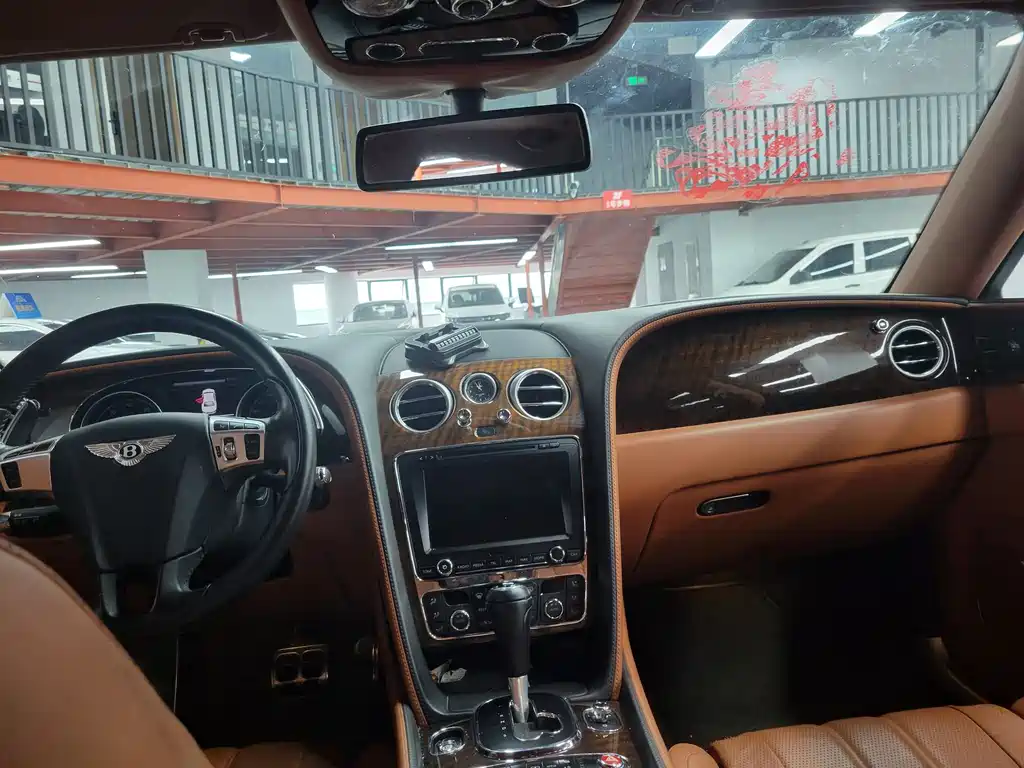 Flying Spur 4.0 T V8 Standard