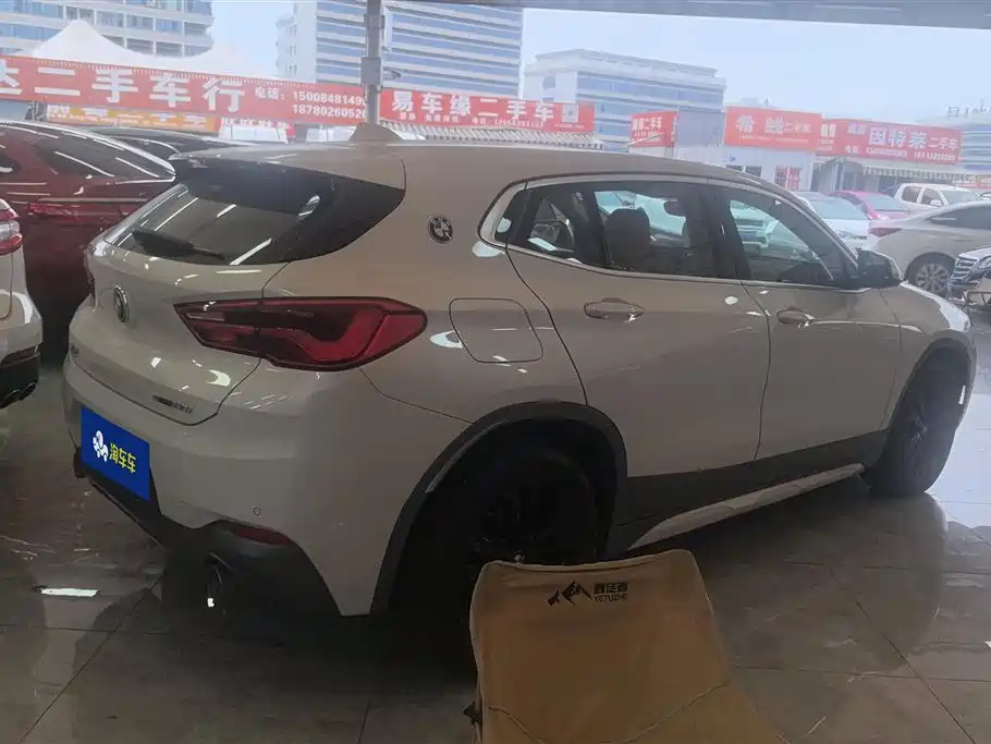 BMW X2 sDrive20 i M Offroad Package