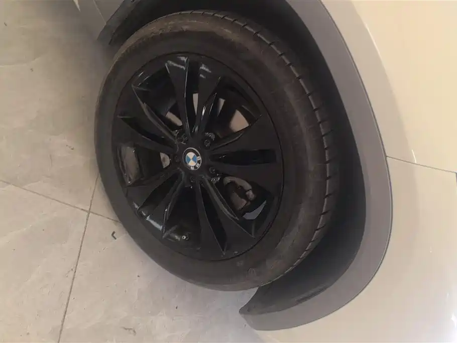 BMW X2 sDrive20 i M Offroad Package