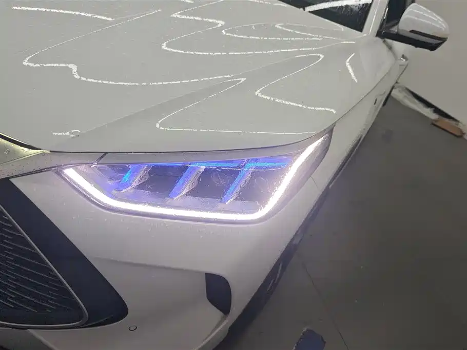 Song PLUS NEV DM-i 100 KM 4 WD Flagship PLUS
