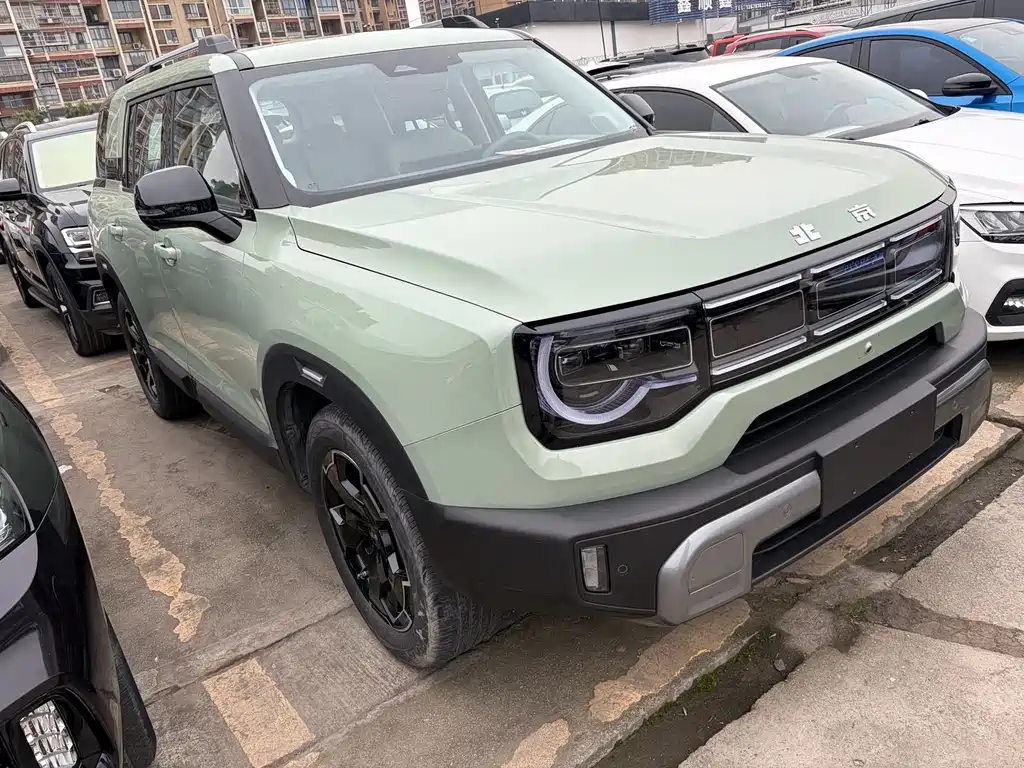 BAIC BJ30 1.5 T Magic Core Electric Drive Advanced