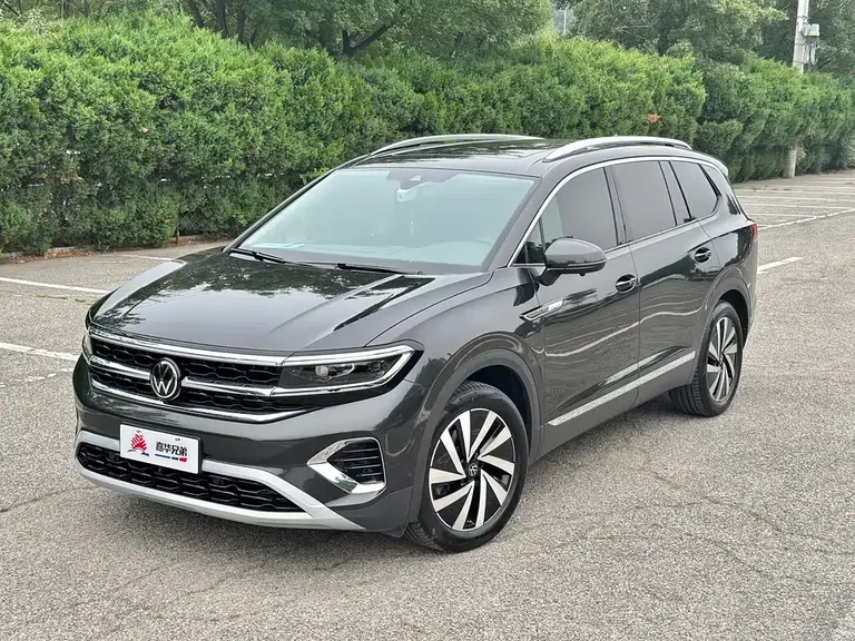 Volkswagen Talagon 380 TSI 4 WD Luxury Premium Realm Pro