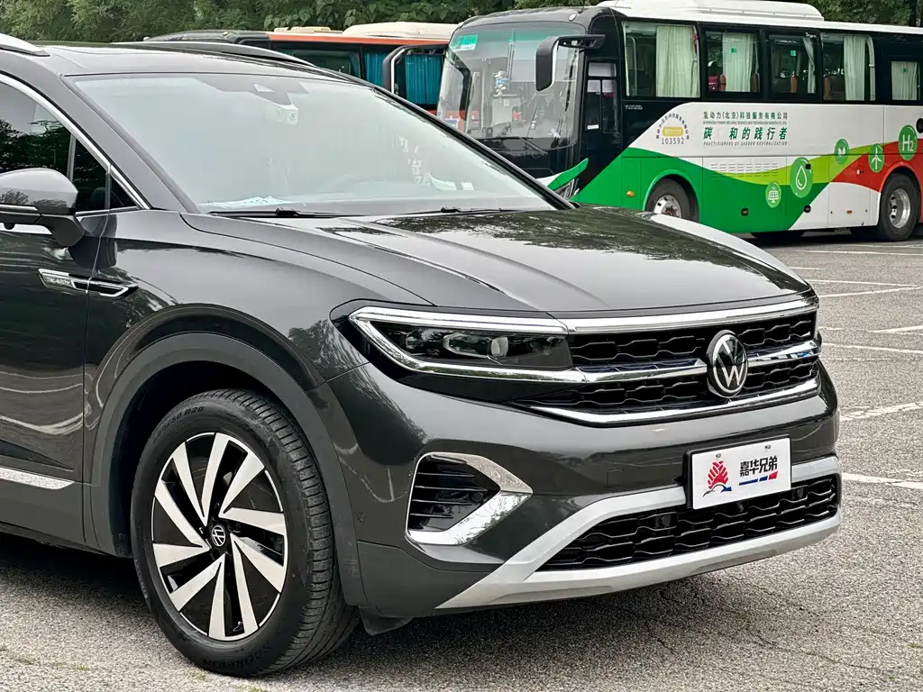 Talagon 380 TSI 4 WD Luxury Premium Realm Pro