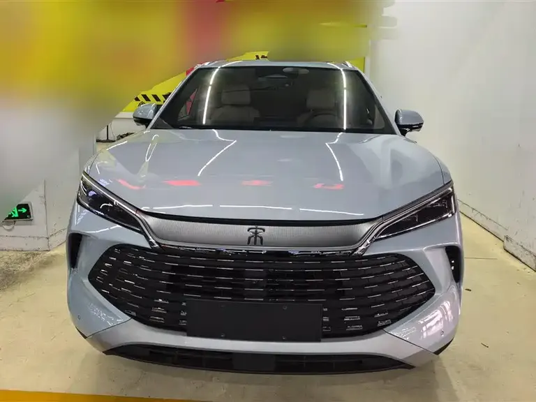 BYD Song L DM-i 112 km Transcend