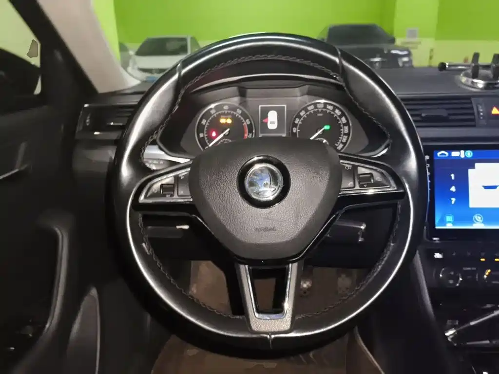 Superb TSI330 DSG Creation
