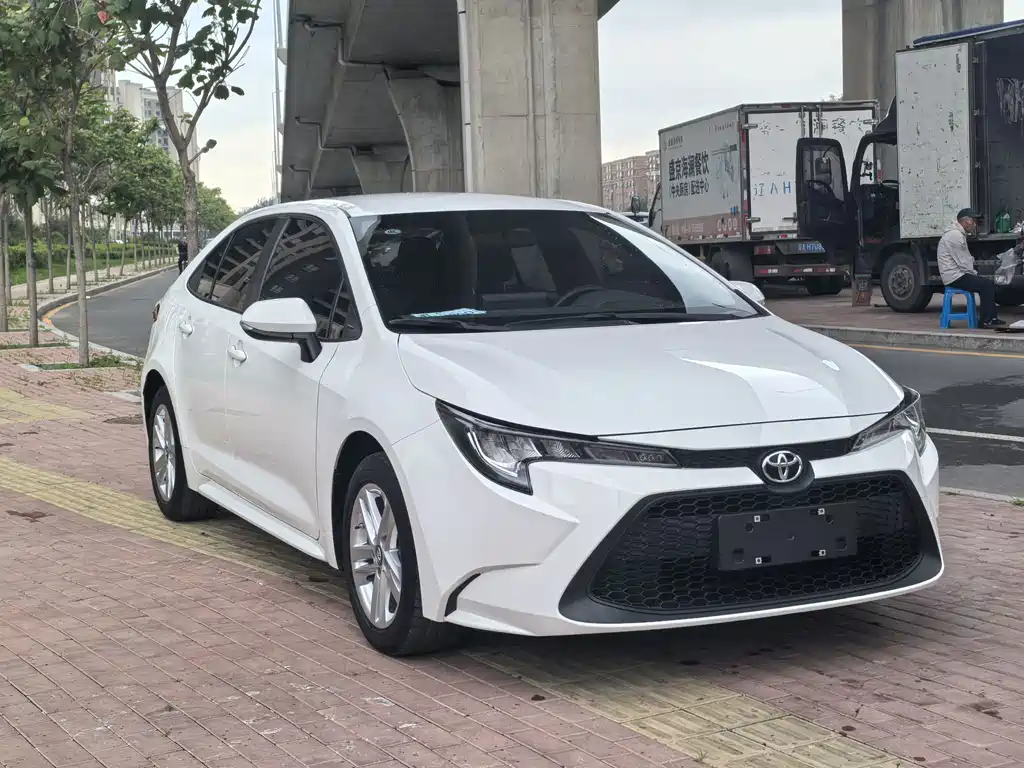 Levin Facelift TNGA 1.5 L CVT Progressive