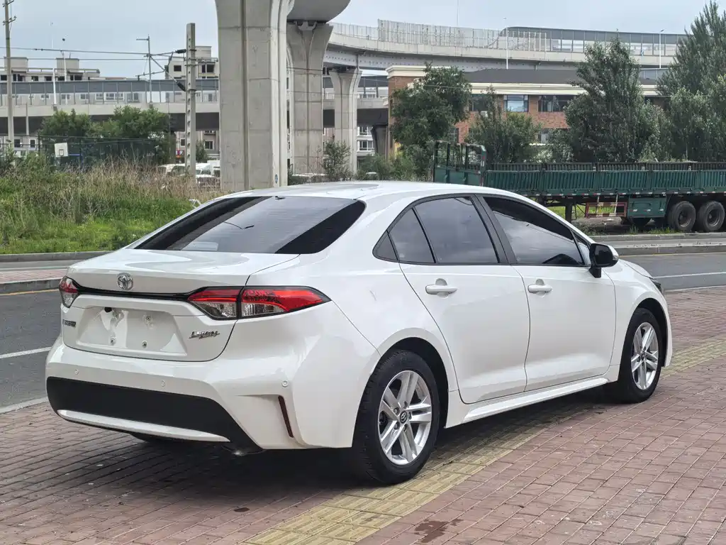 Levin Facelift TNGA 1.5 L CVT Progressive