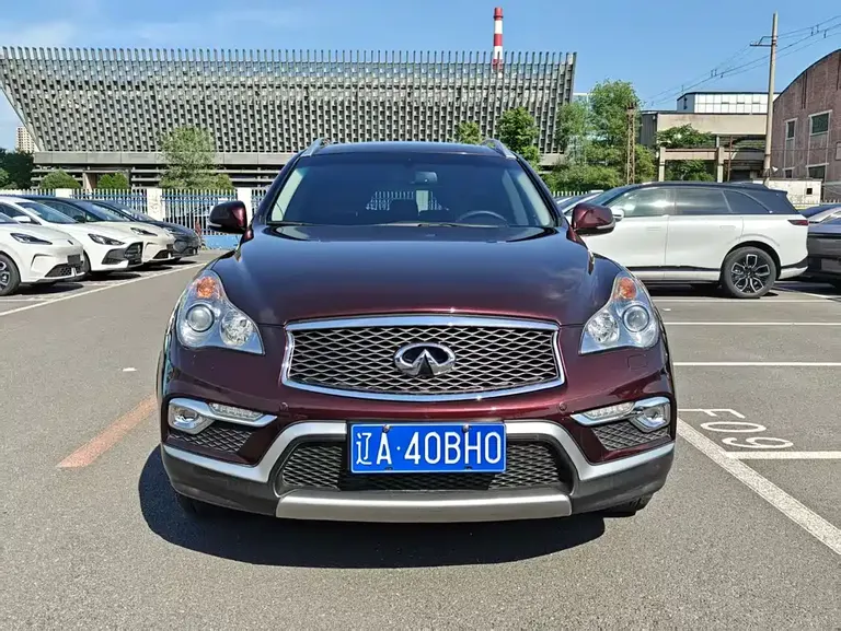 Infiniti QX50 2.5 L Comfort