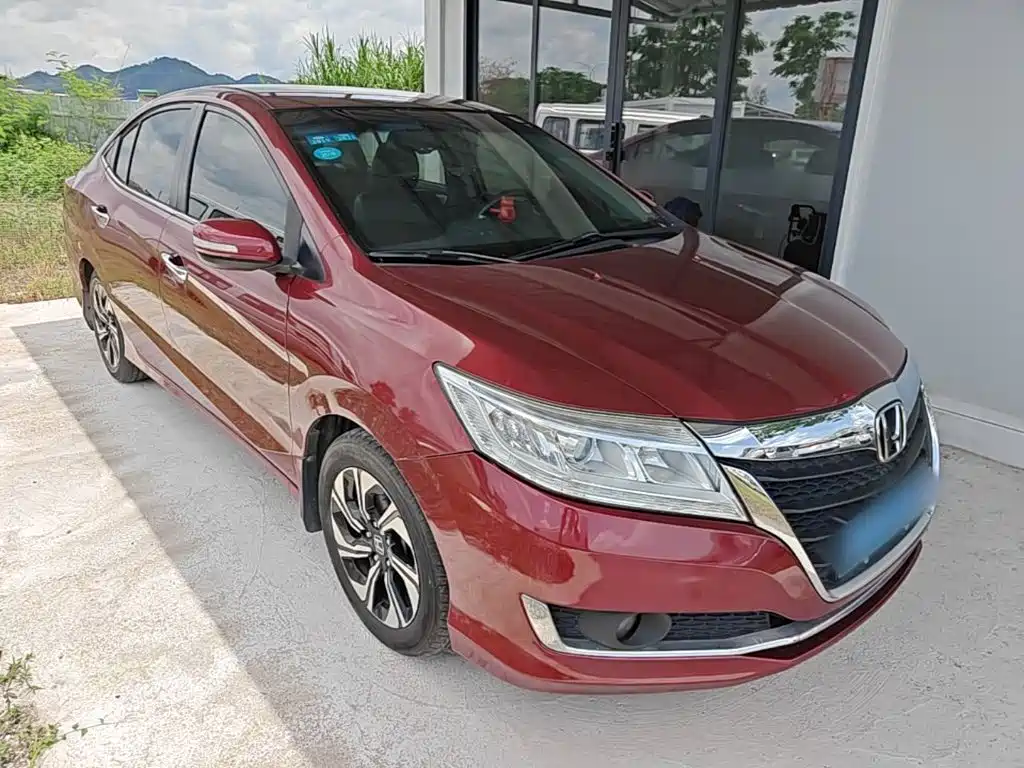 Crider 1.8 L CVT Comfort