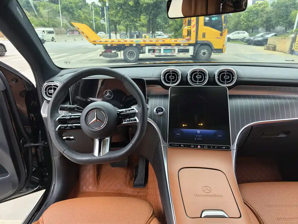 Mercedes-Benz GLC GLC 260 L 4 MATIC Luxury 5-seat