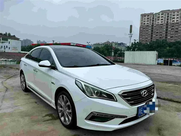 Hyundai Sonata 1.6 T GLX Leading