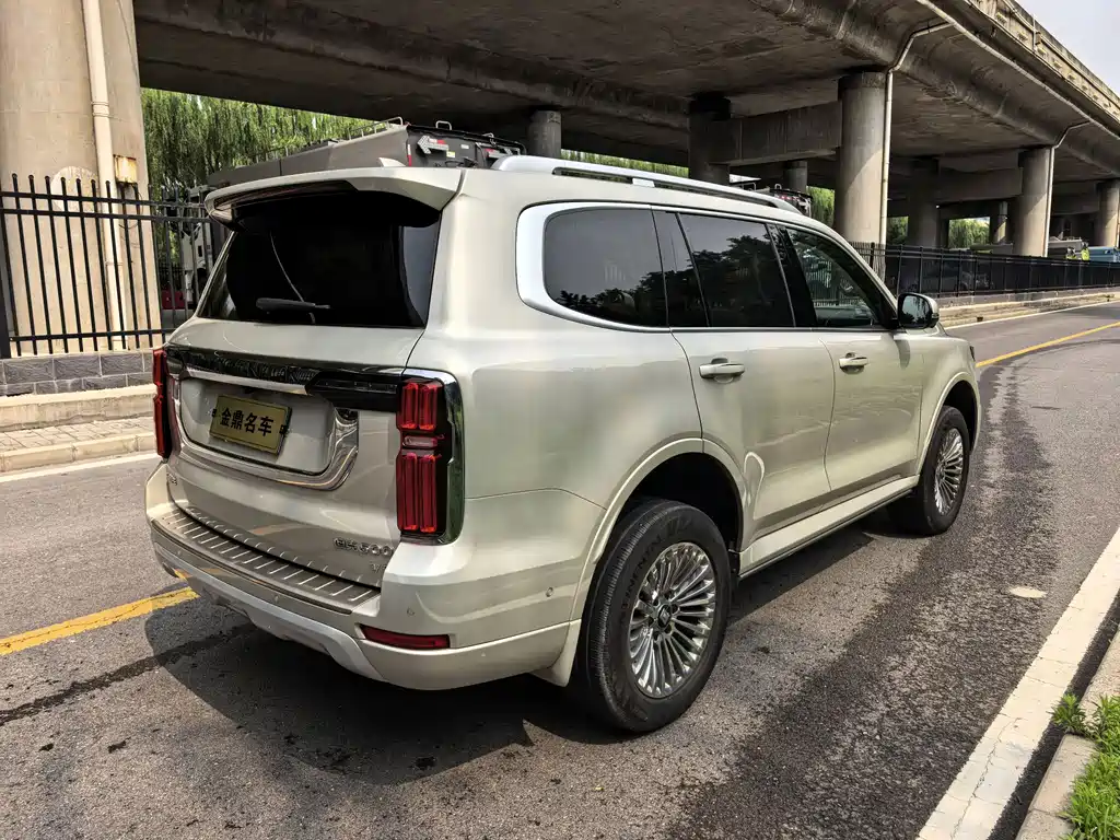 Tank 500 3.0 T Business Realm 5-seat