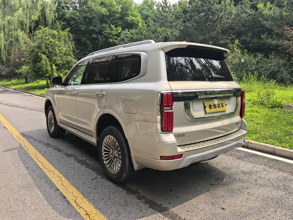 Tank 500 3.0 T Business Realm 5-seat