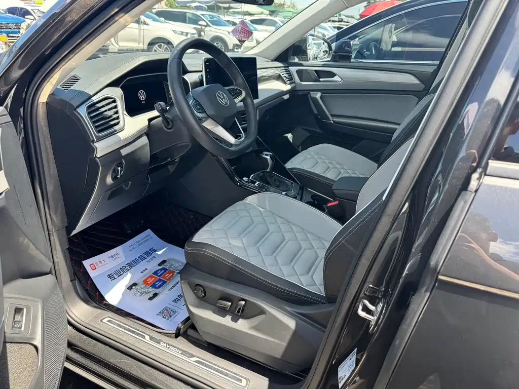 Tayron 380 TSI 4 WD R-Line High Energy