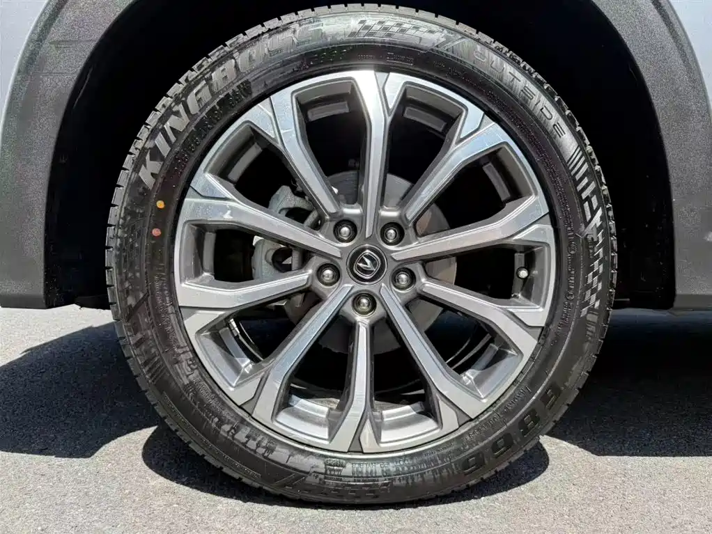 Changan CS85 Coupe 1.5 T DCT Luxury