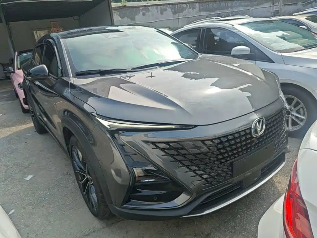 Changan UNI-T 1.5 T Distinguished