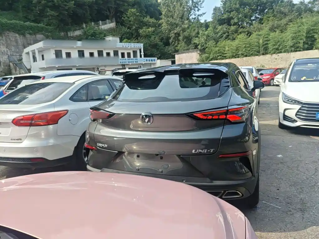 Changan UNI-T 1.5 T Distinguished