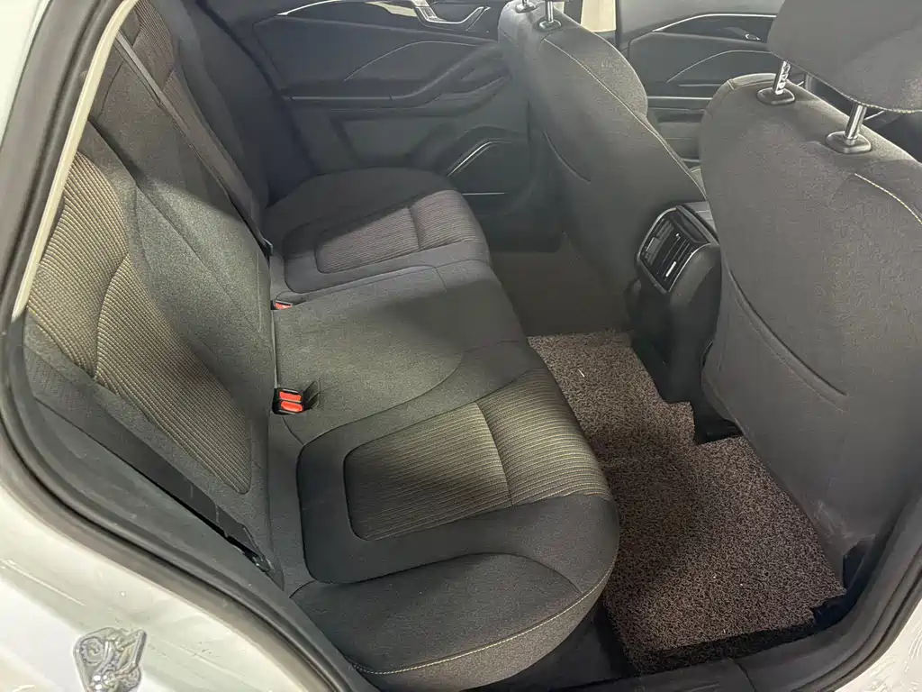 Besturn B70 1.5 T Auto Joy