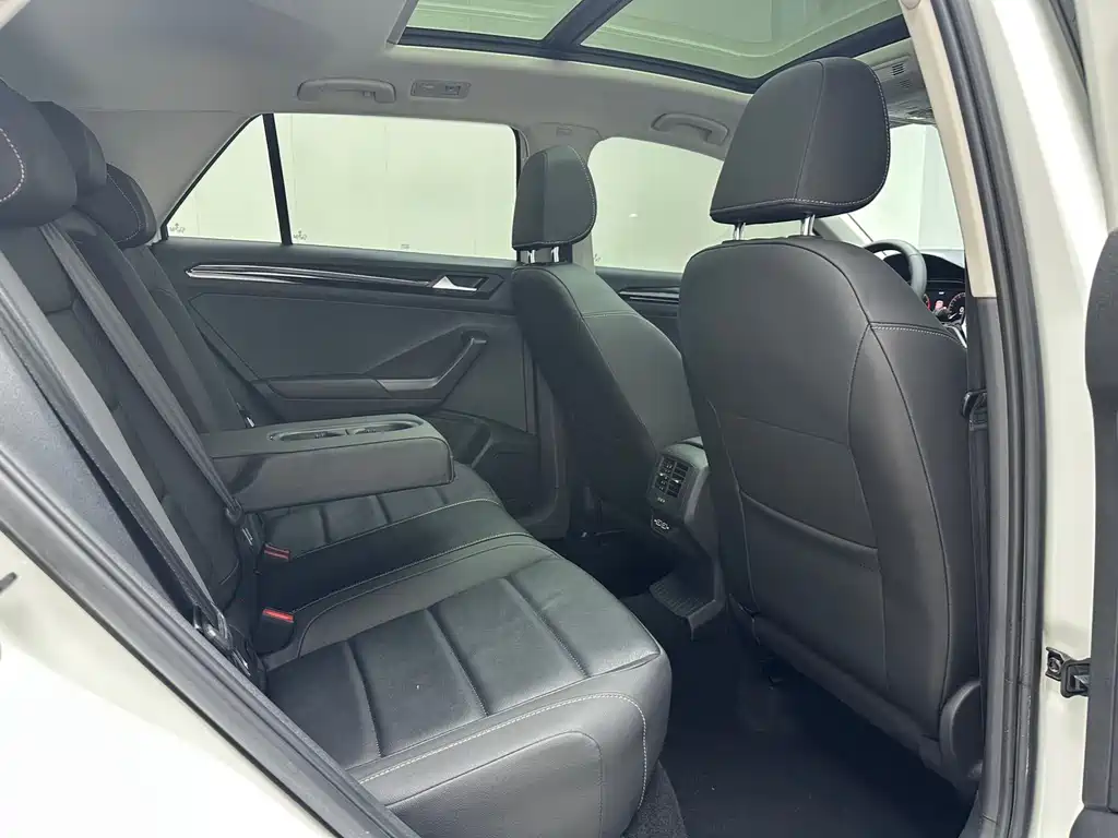 T-ROC 280 TSI DSG 2 WD Comfort Enjoyment PLUS