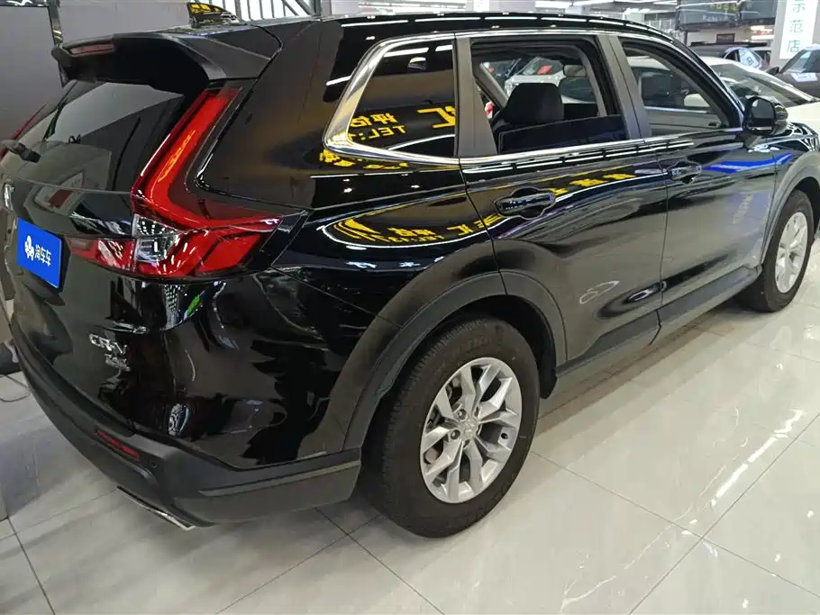 Honda CR-V 240 TURBO 2 WD Sharp Style 5-seat