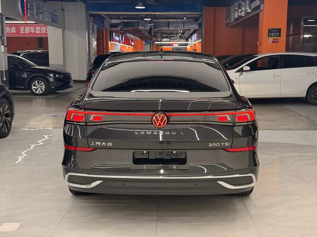Lamando Lamando L 280 TSI DSG Spicy Cool