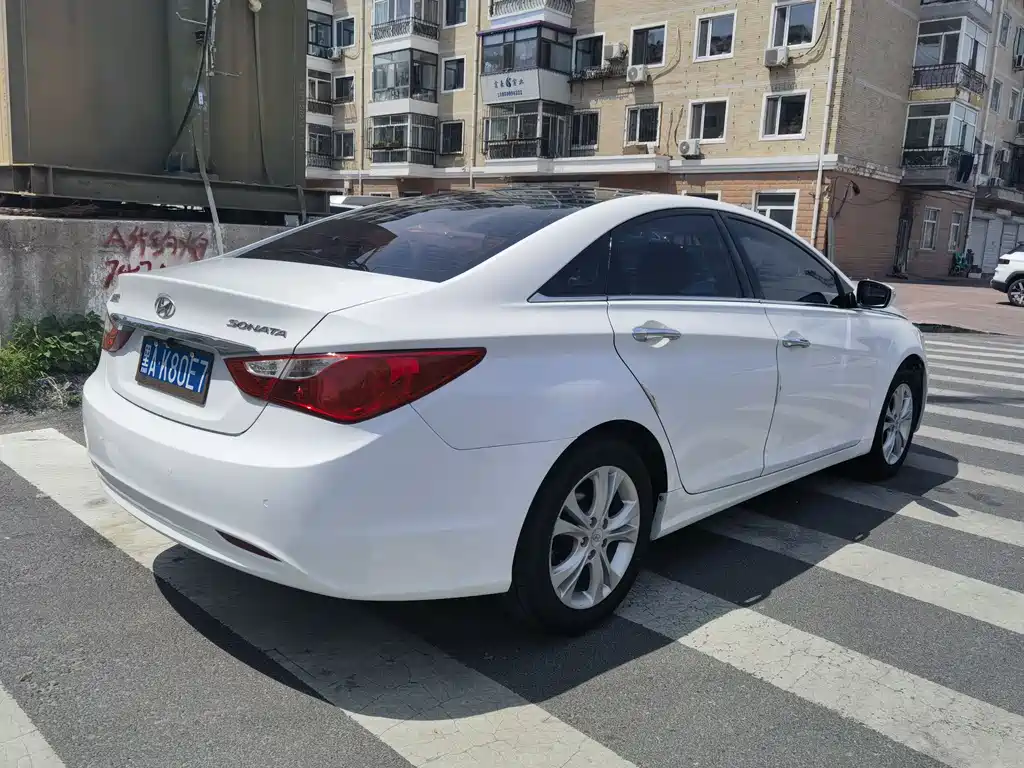 Sonata 索纳塔 2011款 2.0 L 自动顶级版