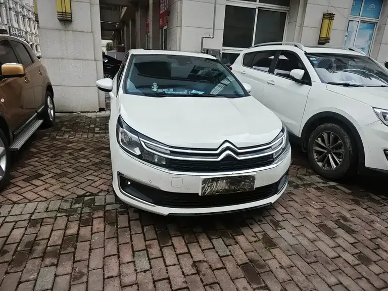 Citroën Citroen C4 L 1.2 T Auto Elite