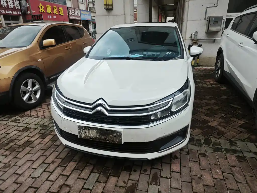Citroen C4 L 1.2 T Auto Elite