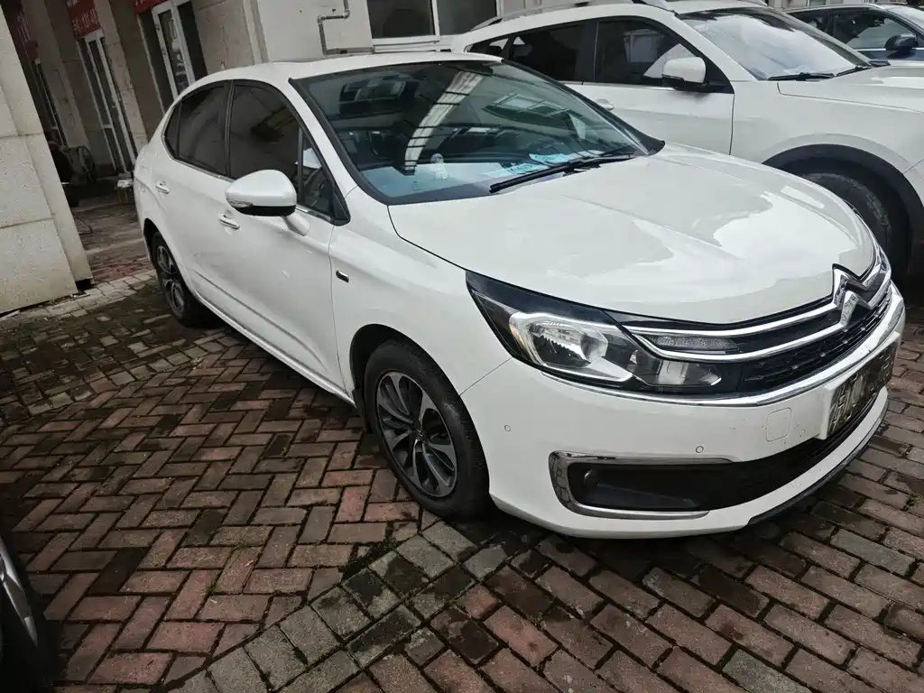 Citroen C4 L 1.2 T Auto Elite