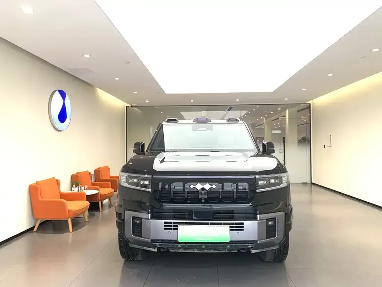 Fangchengbao Leopard 8 Brave Flagship 7-seat