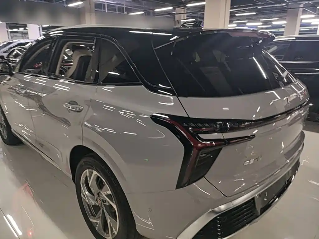 Hongqi HS3 2.0 T 4 WD Promising