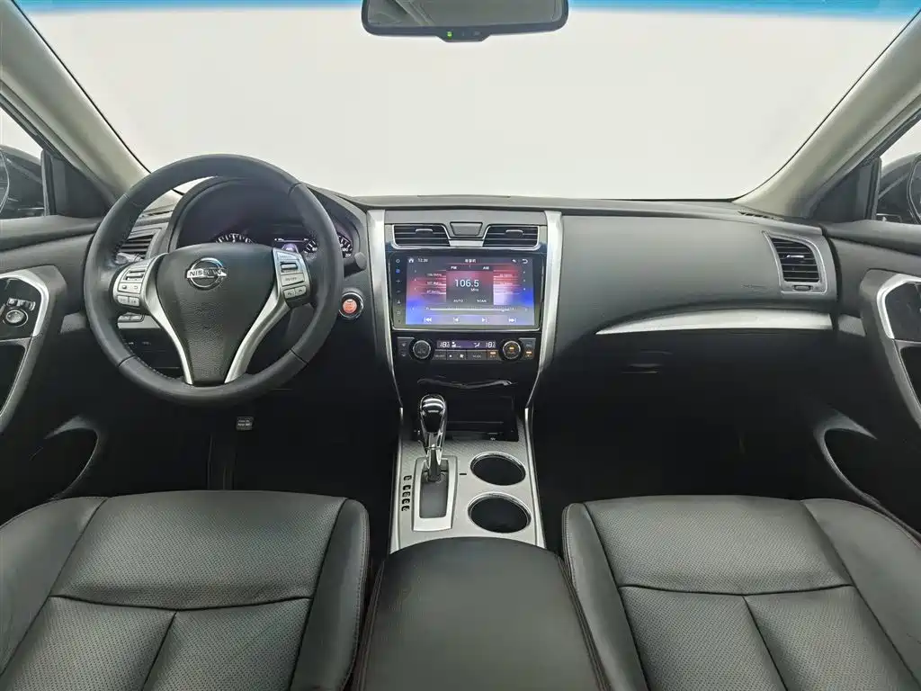 Teana 2.0 L XL Smart Progress