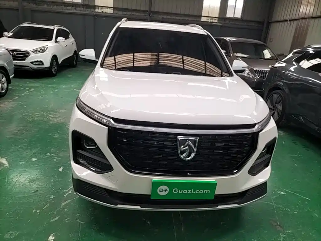 Baojun 530 宝骏530 2020款 1.5 T CVT豪华互联型 7座
