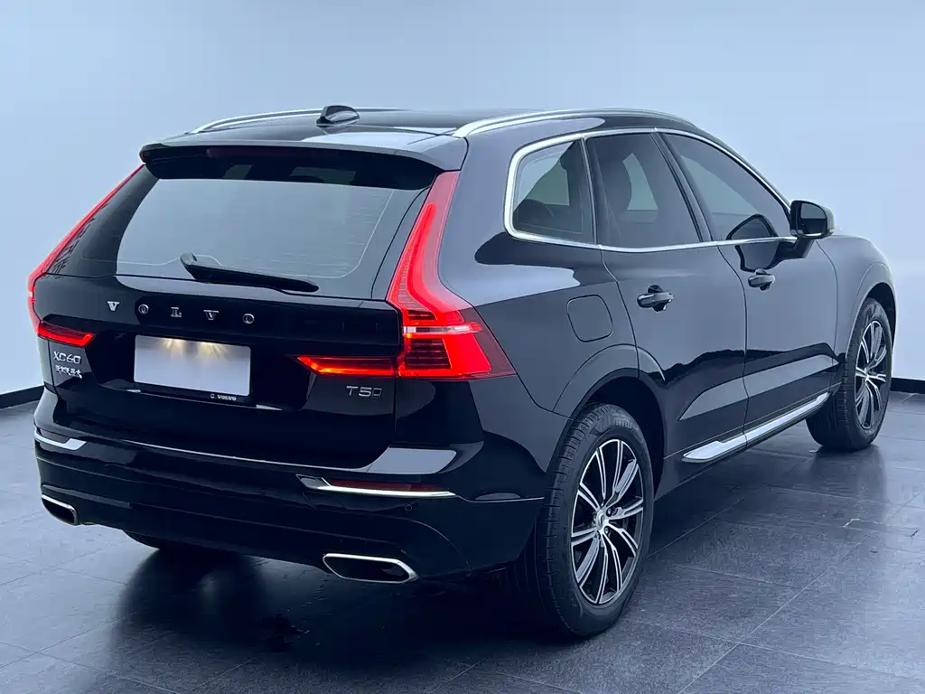 Volvo XC60 T5 4 WD Smart Vision Luxury