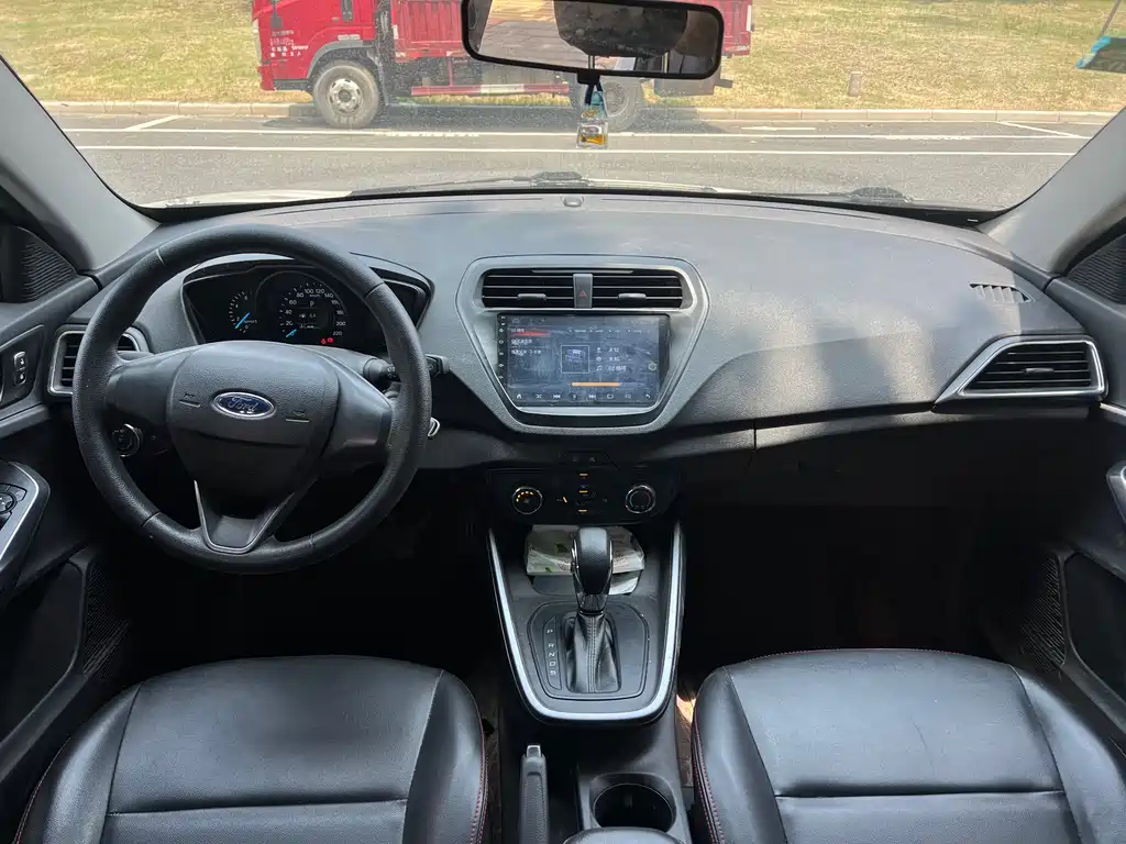 Escort 1.5 L Auto Quality Enjoyment