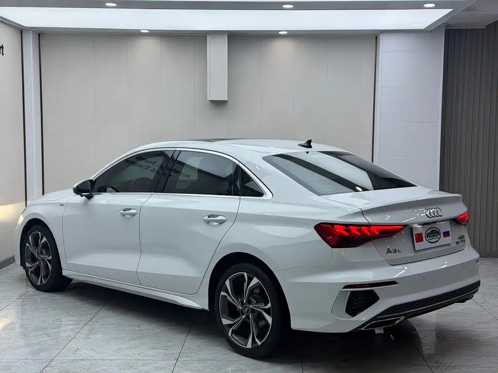 Audi A3 A3 L Limousine 35 TFSI Luxury Sport