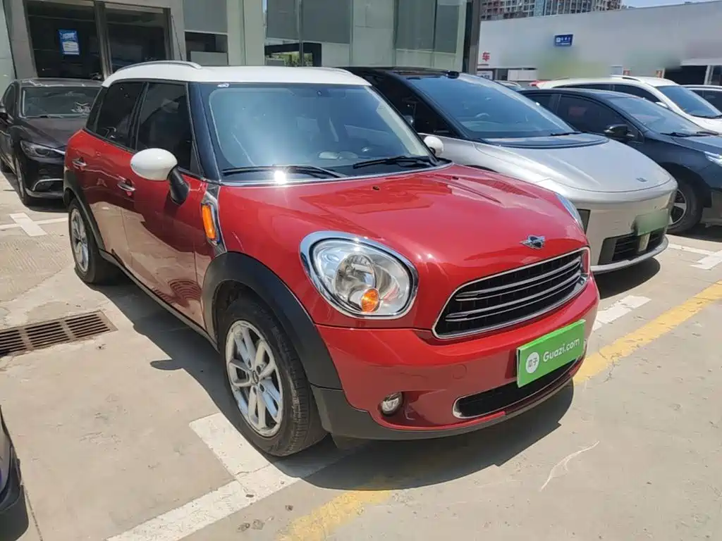 MINI COUNTRYMAN 1.6 L COOPER Fun