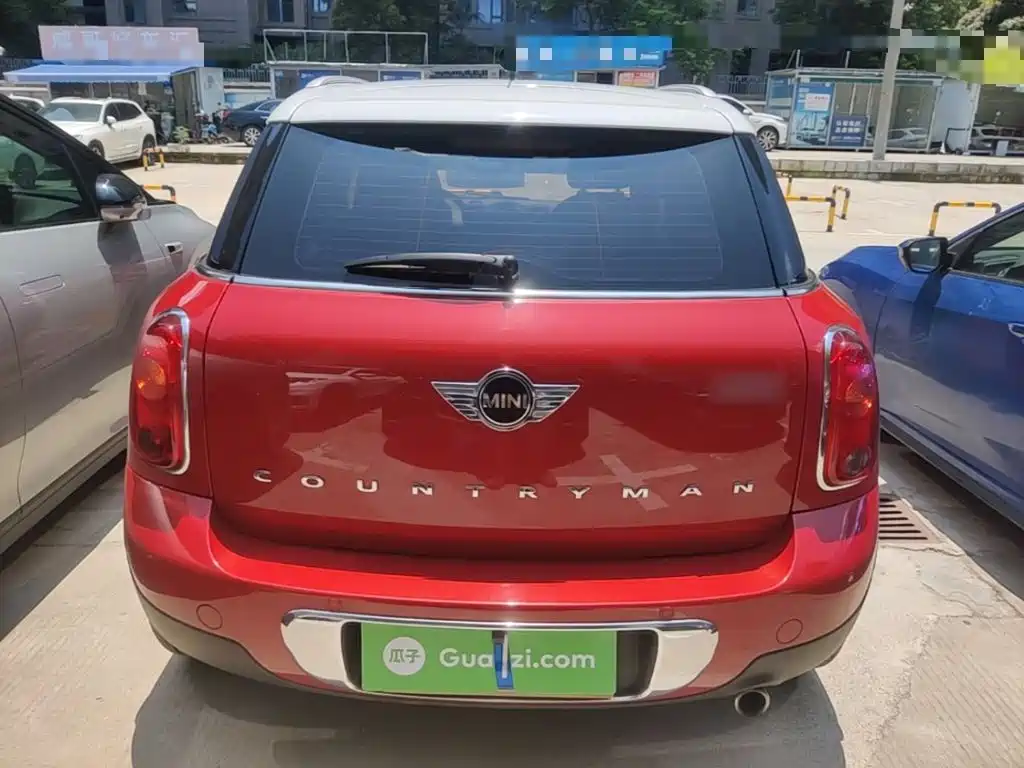 MINI COUNTRYMAN 1.6 L COOPER Fun