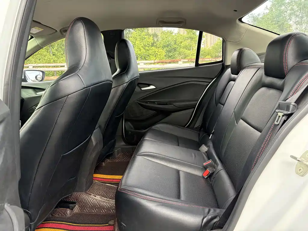 Cavalier 325 T Auto Pleasant
