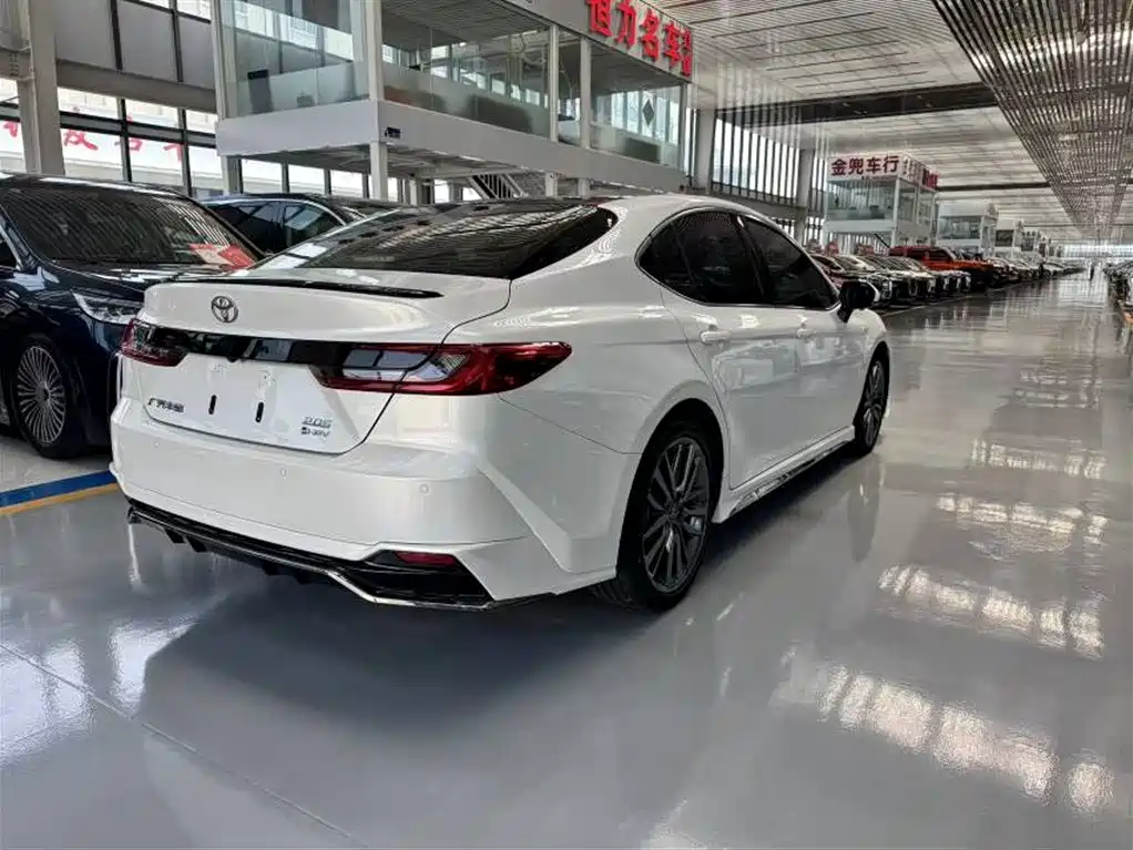 Camry Dual Engine 2.0 HXS Sport Plus