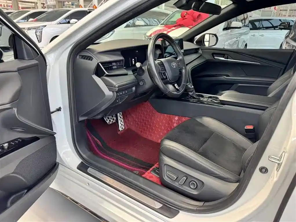 Camry Dual Engine 2.0 HXS Sport Plus