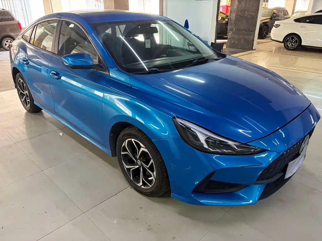 MG5 180 DVVT CVT Youth Luxury