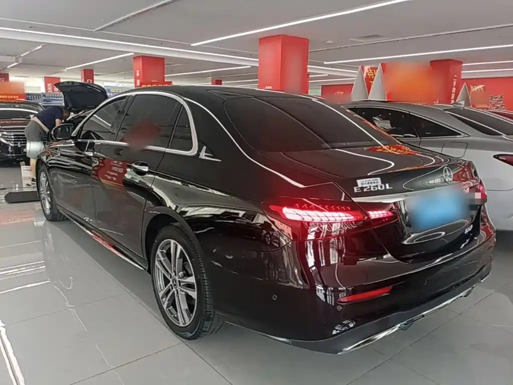Mercedes-Benz E-Class E 260 L Sport
