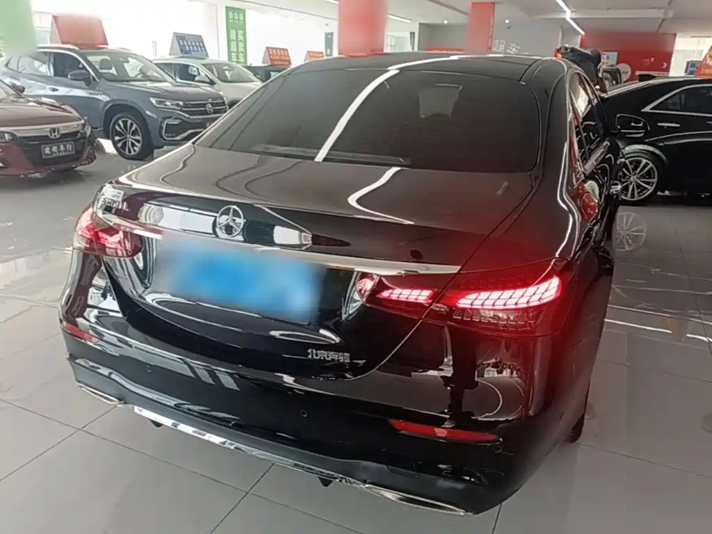 Mercedes-Benz E-Class E 260 L Sport