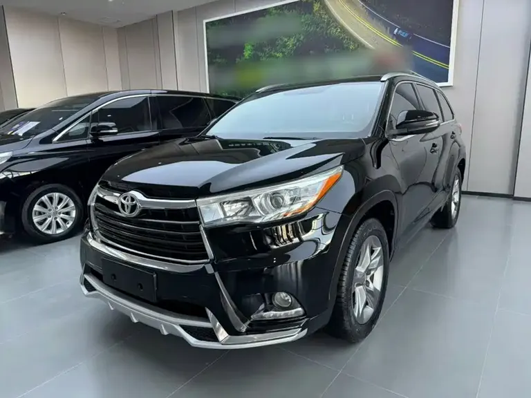 Toyota Highlander 2.0 T 4 WD Luxury 7-seat