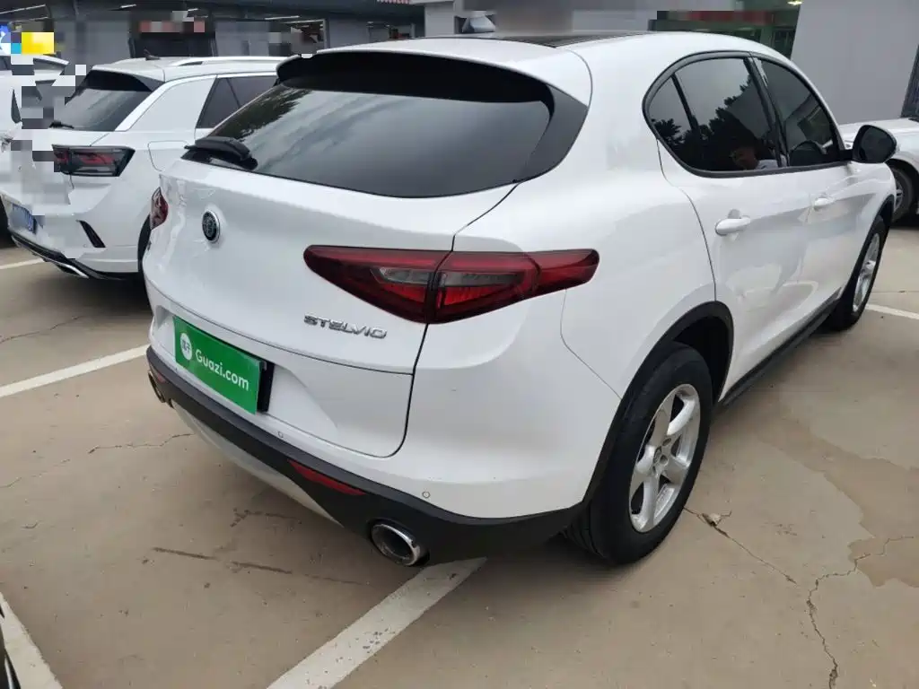 Stelvio 2.0 T 200 HP Elite
