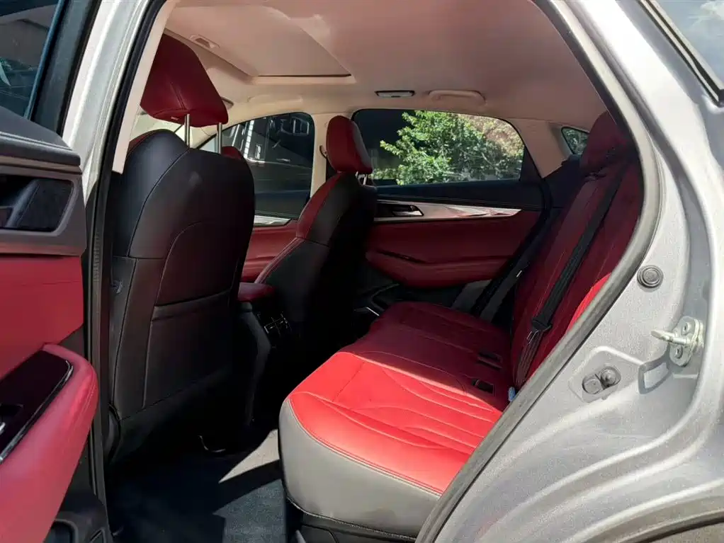 Changan CS85 Coupe 1.5 T DCT Luxury