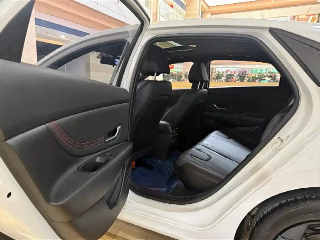 Elantra 1.5 L CVT LUX Distinguished
