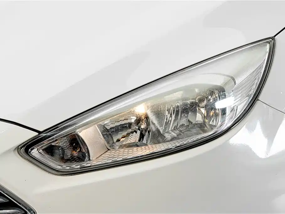 Focus Sedan 1.6 L Auto Comfort