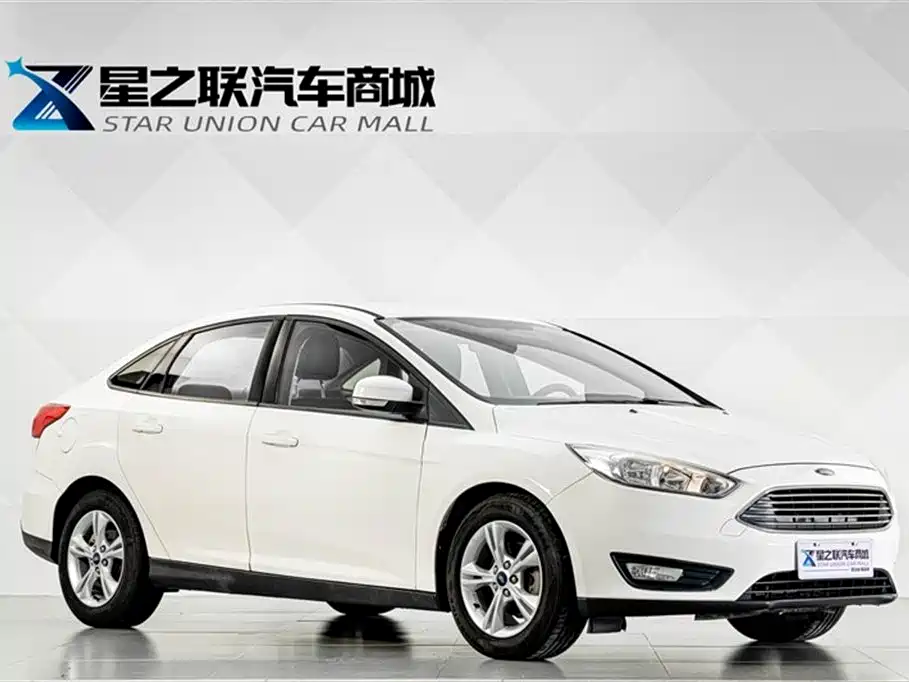 Focus Sedan 1.6 L Auto Comfort